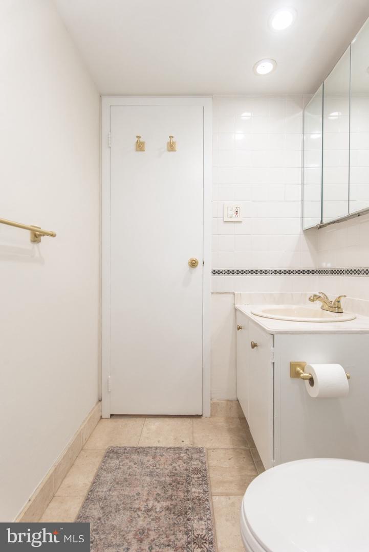 100 West Ave #606-w Property Photo 21