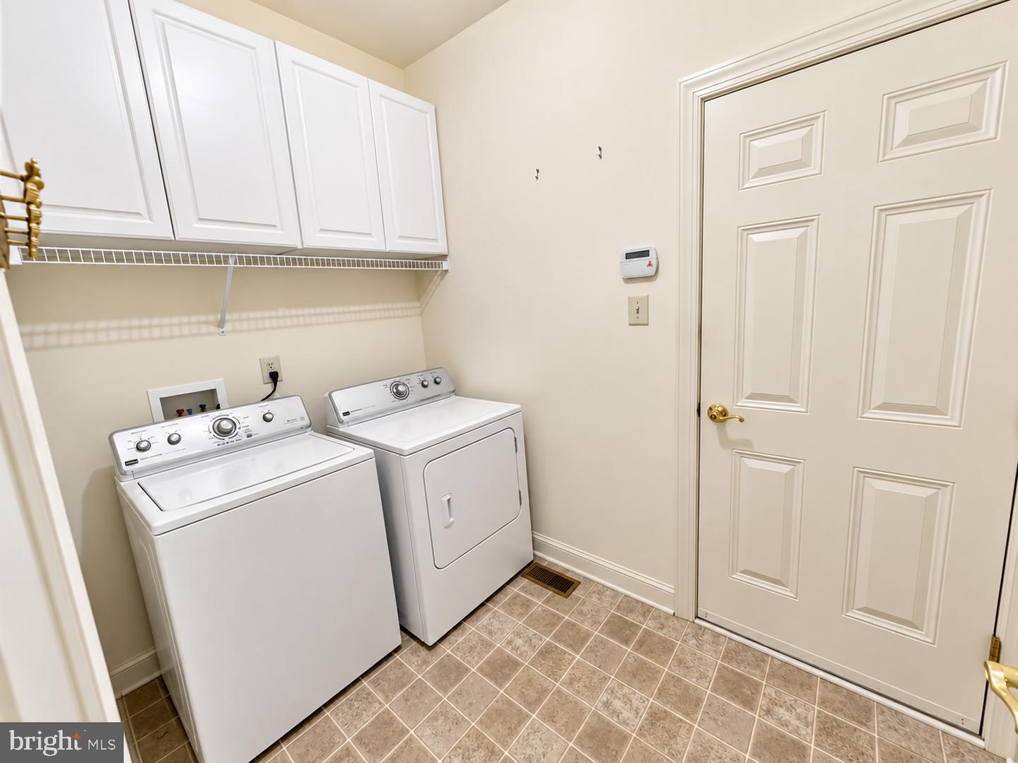 914 Dutch Dr Property Photo 10