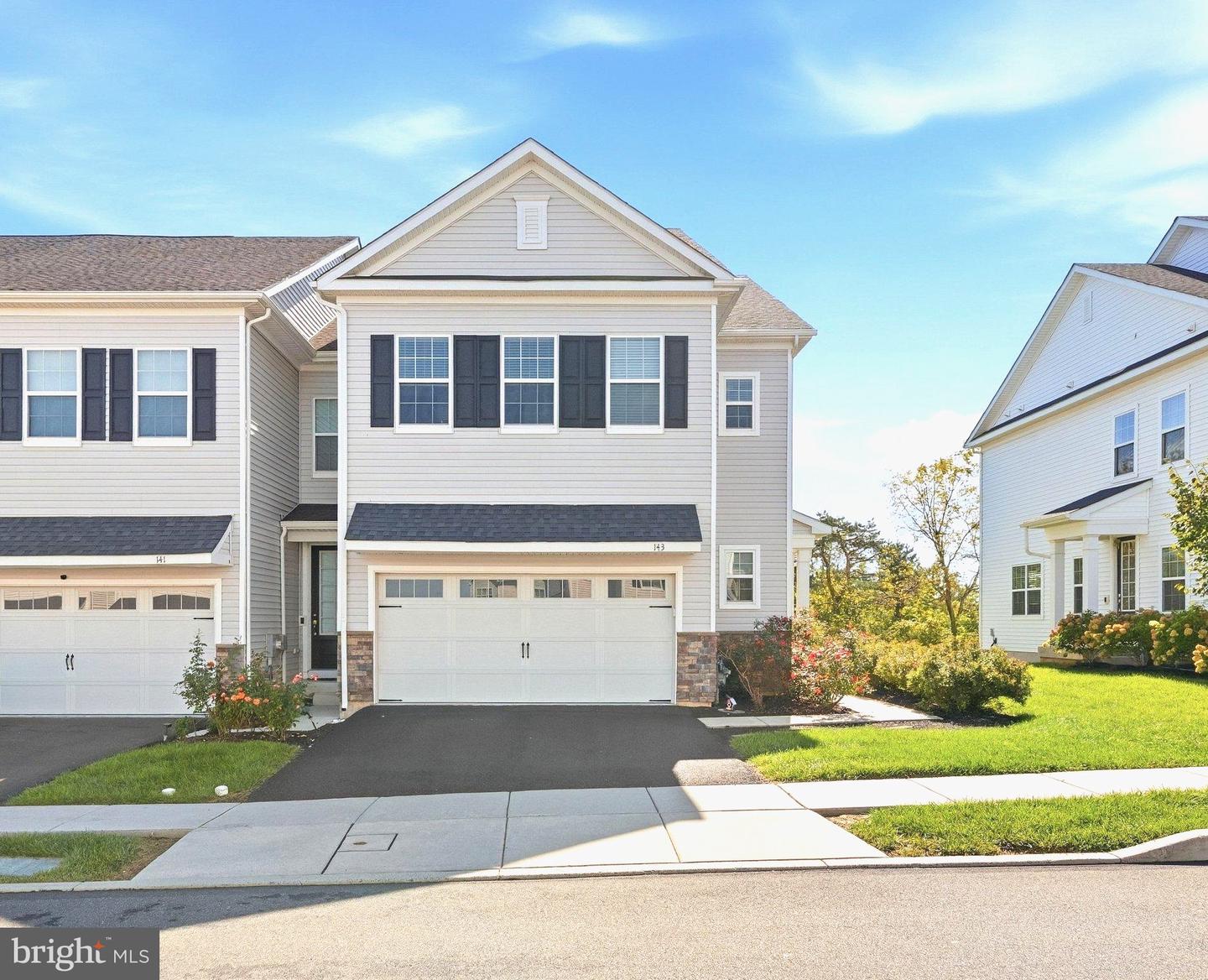 143 KNOCK HILL DR