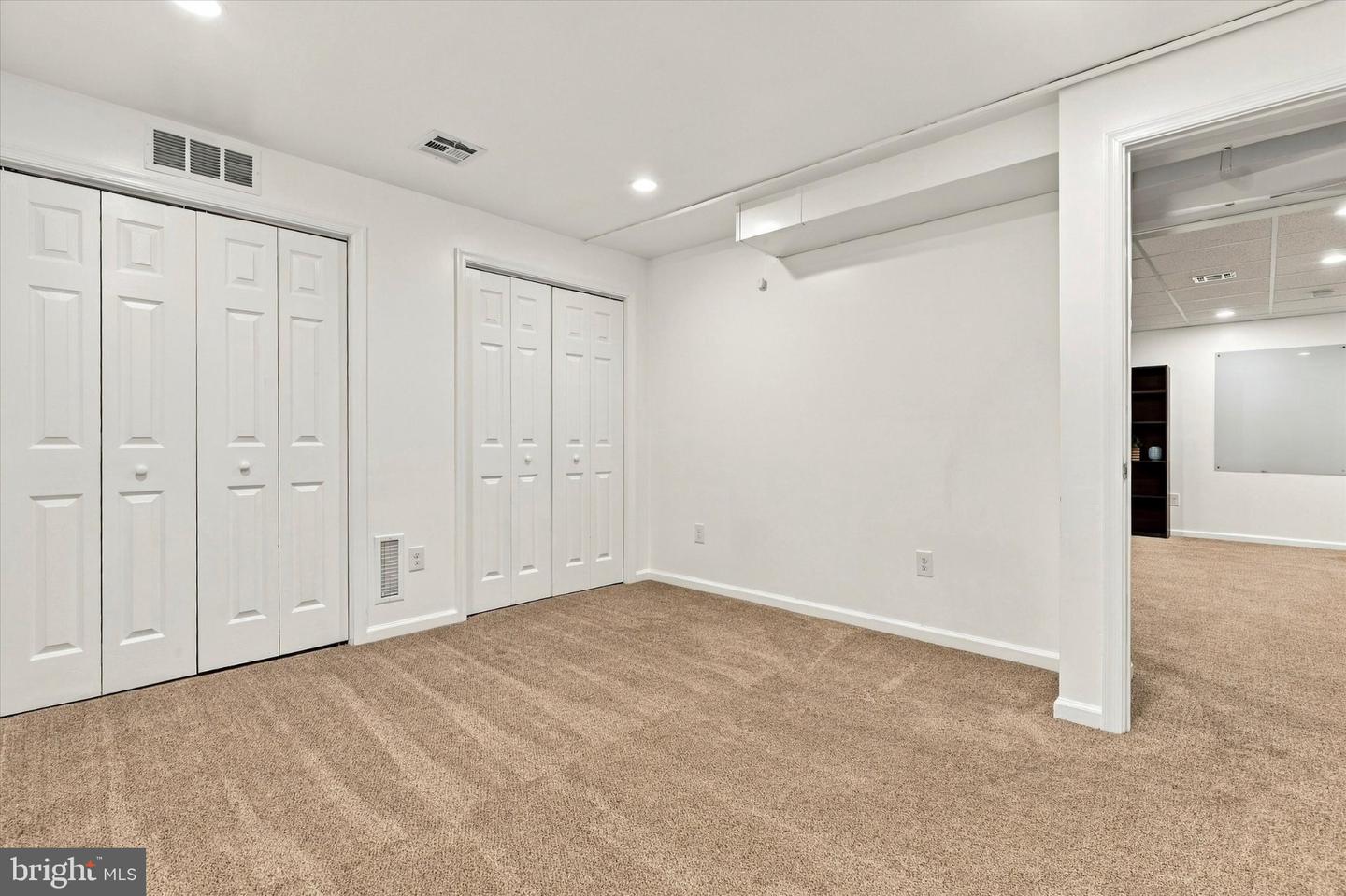 109 Shelburne Dr Property Photo 22