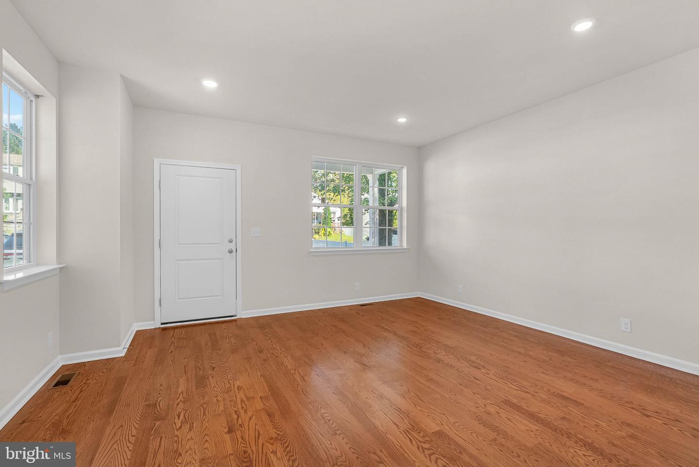 3014 Anzac Ave Property Photo 18