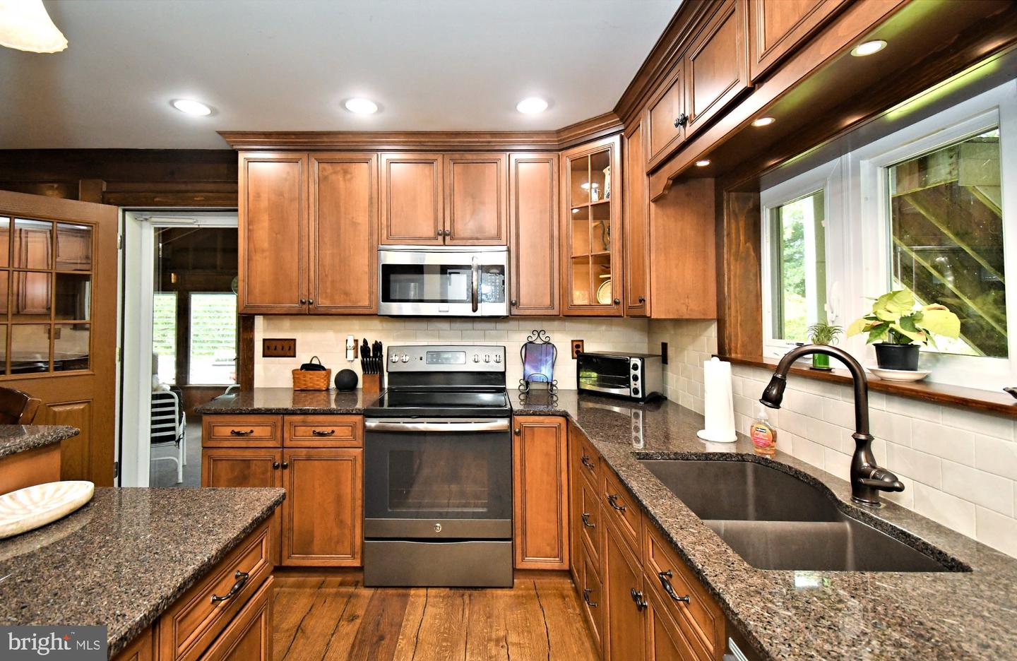 204 Neiffer Rd Property Photo 32