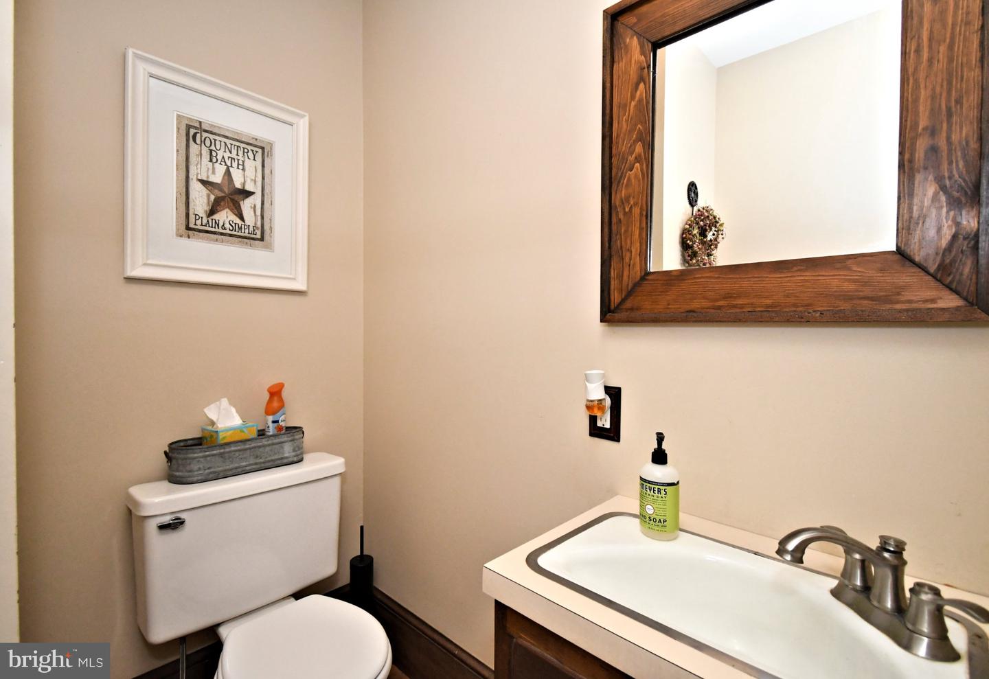 204 Neiffer Rd Property Photo 45