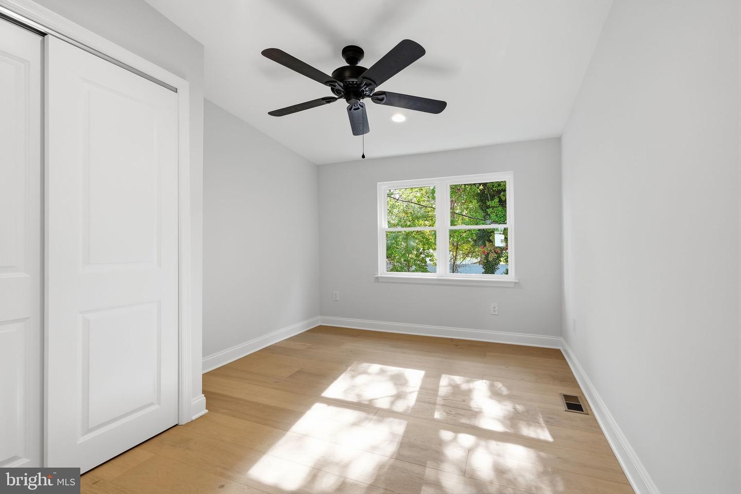1589 Edgewood Ave Property Photo 15