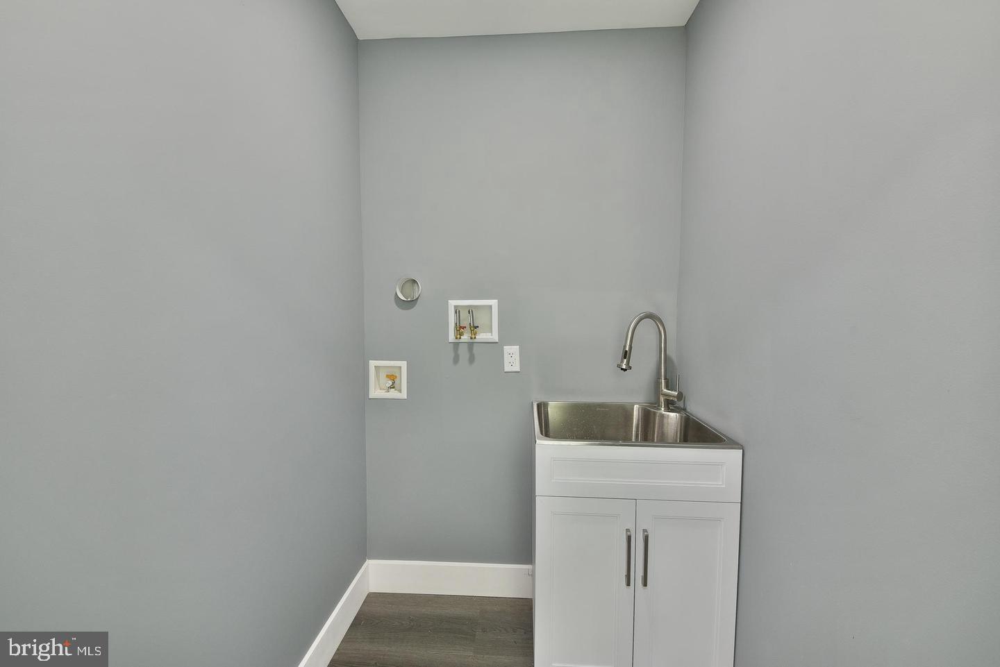 3225 Burn Brae Dr Property Photo 19