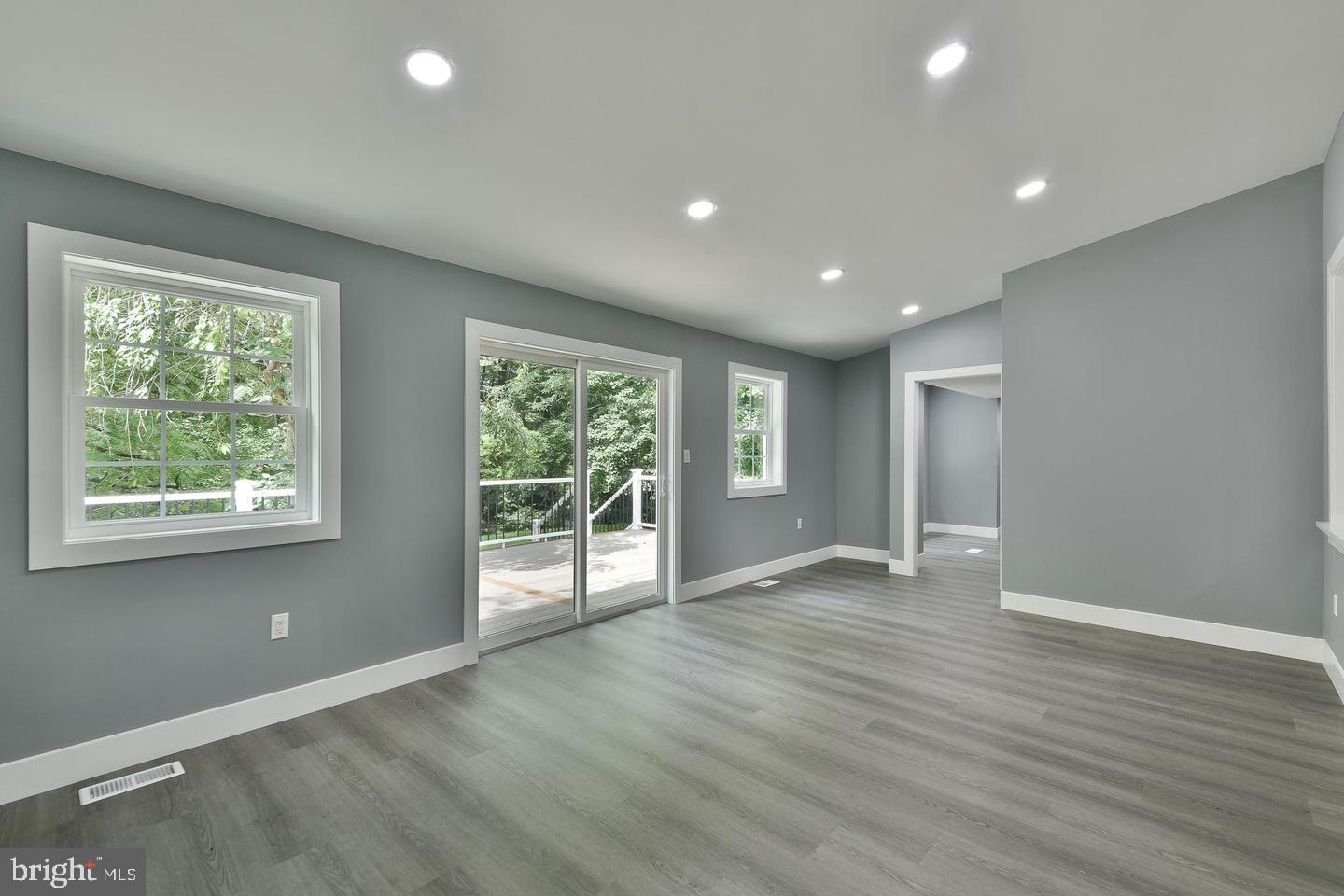 3225 Burn Brae Dr Property Photo 35