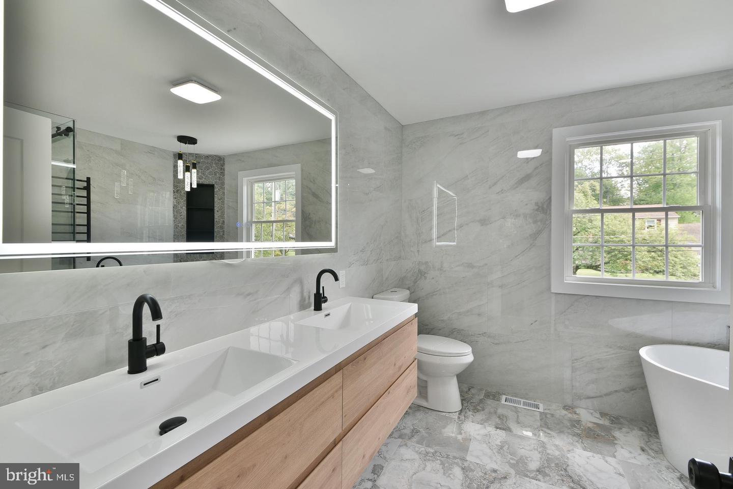 3225 Burn Brae Dr Property Photo 39