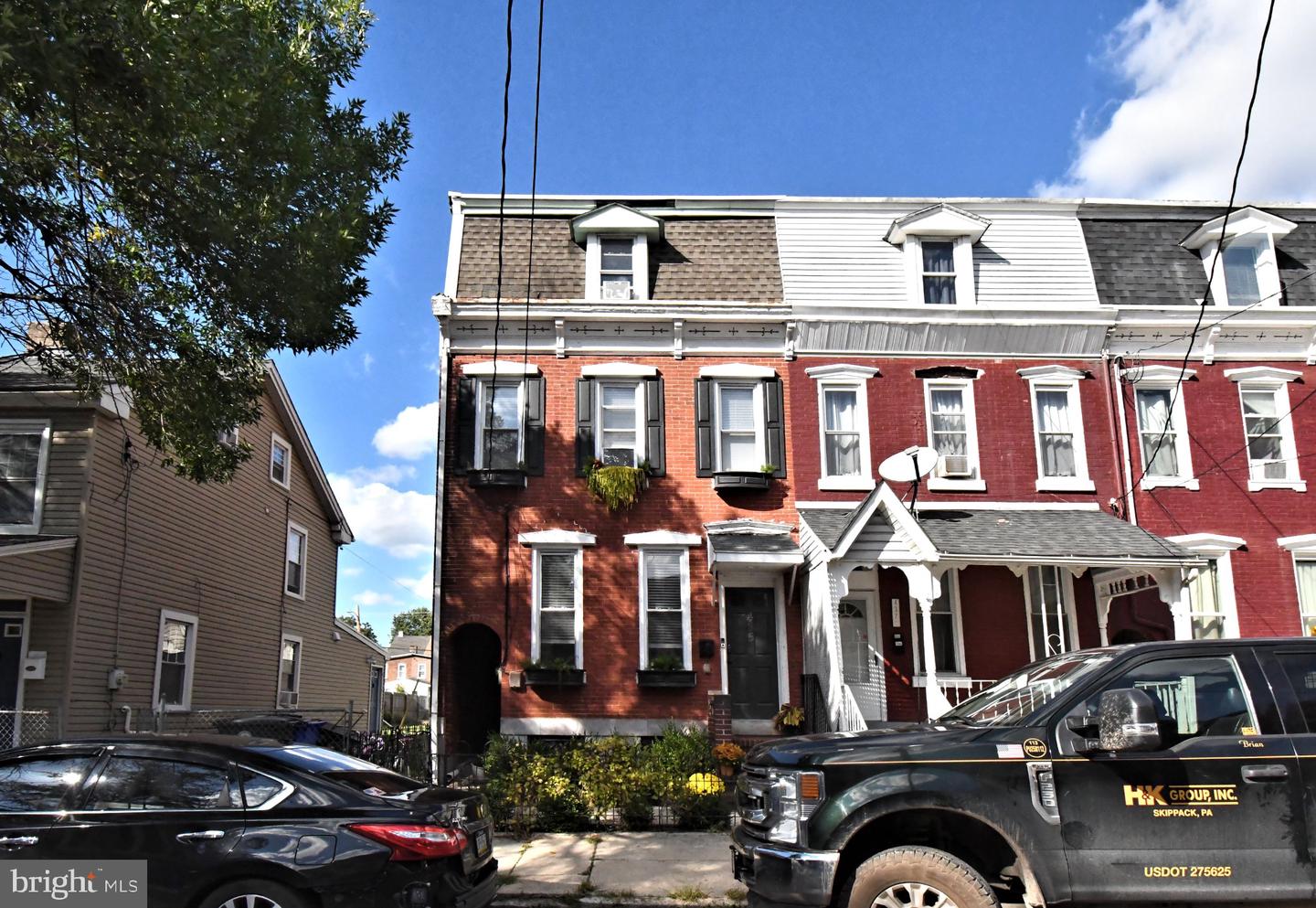 435 Walnut St # Property Photo 3