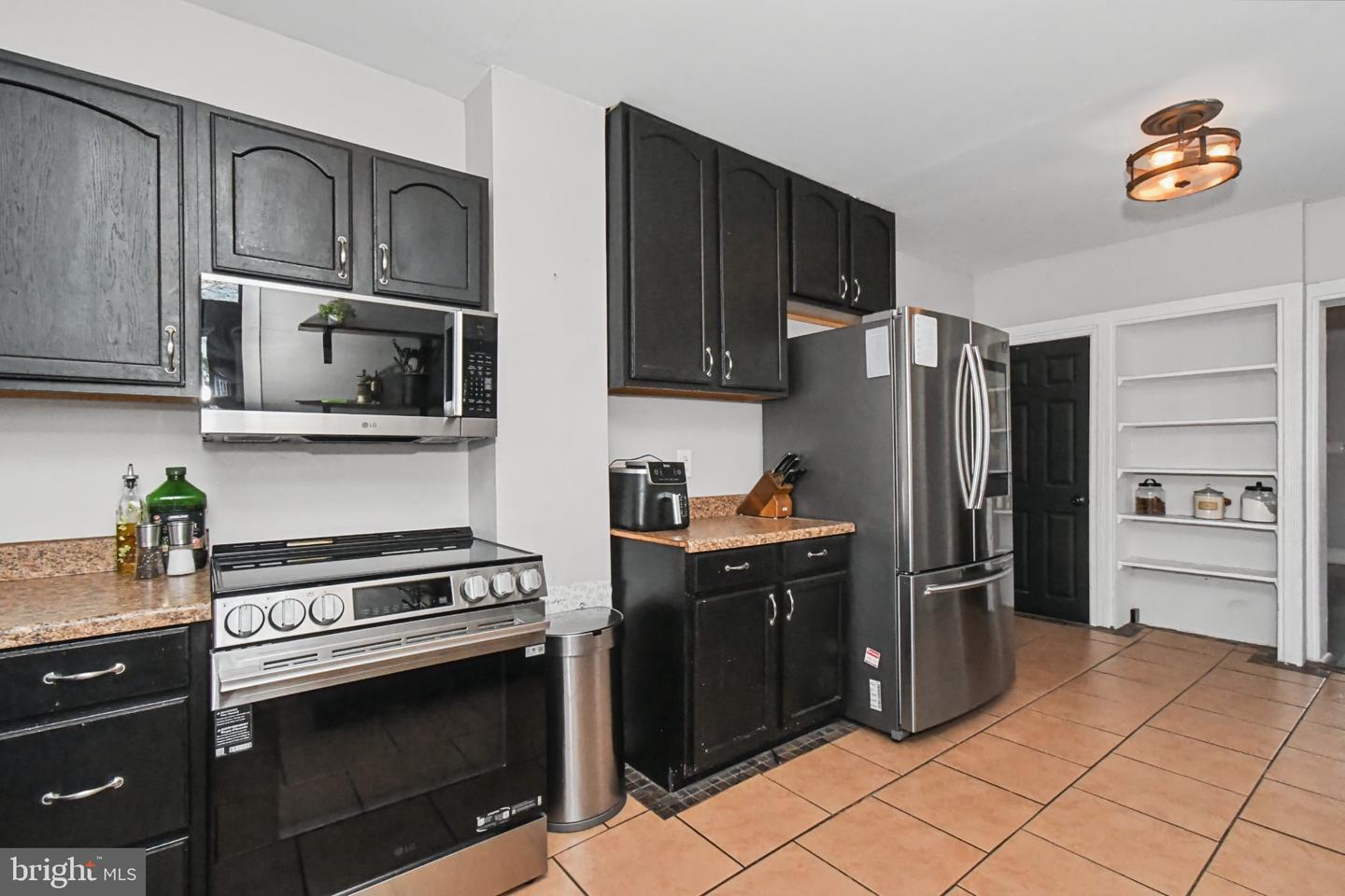 435 Walnut St # Property Photo 17