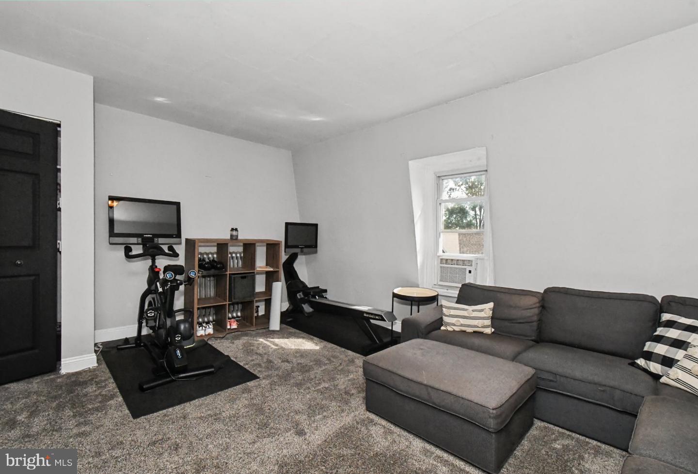 435 Walnut St # Property Photo 31