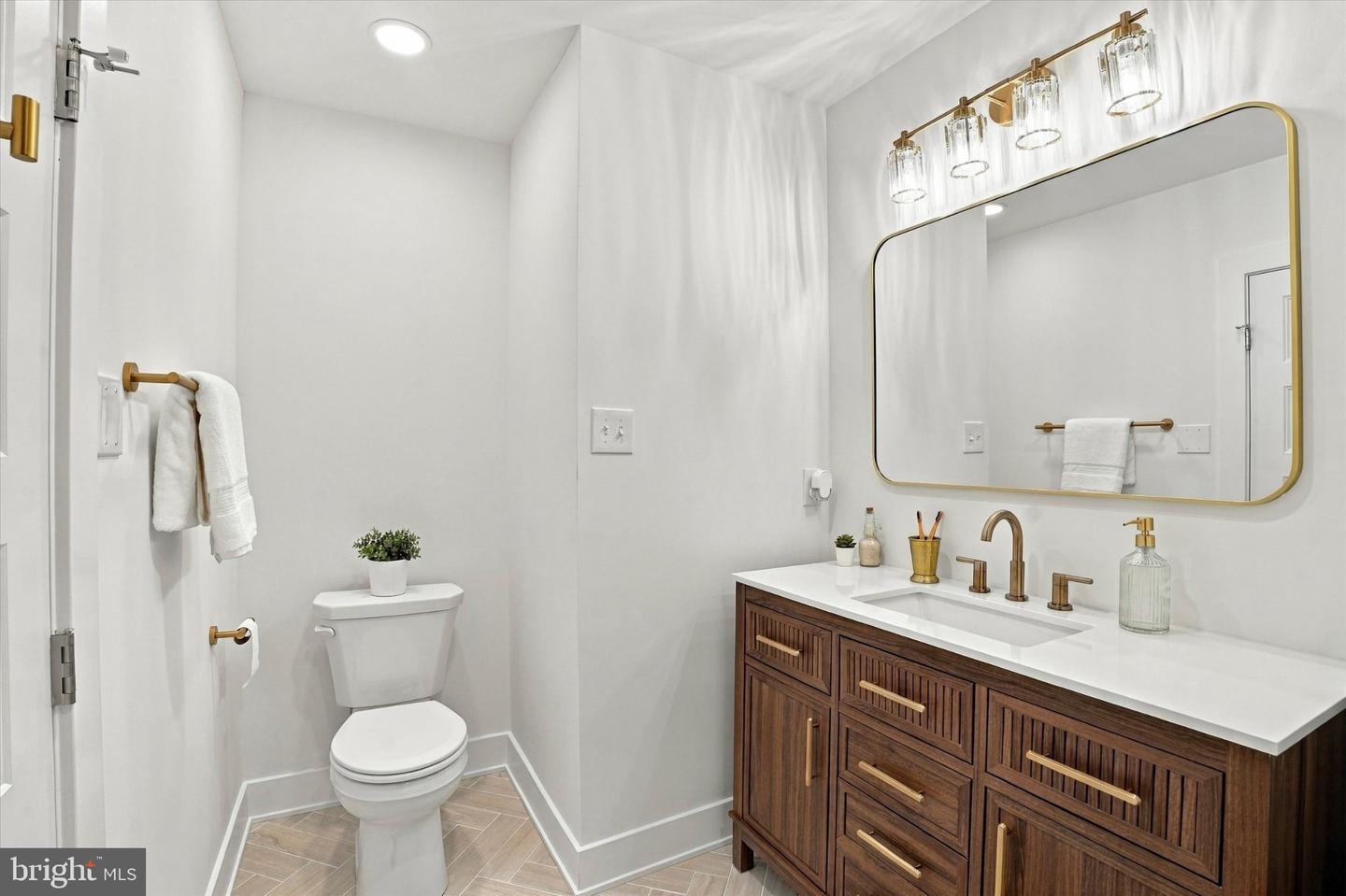 514 Palmer Rd # Property Photo 9