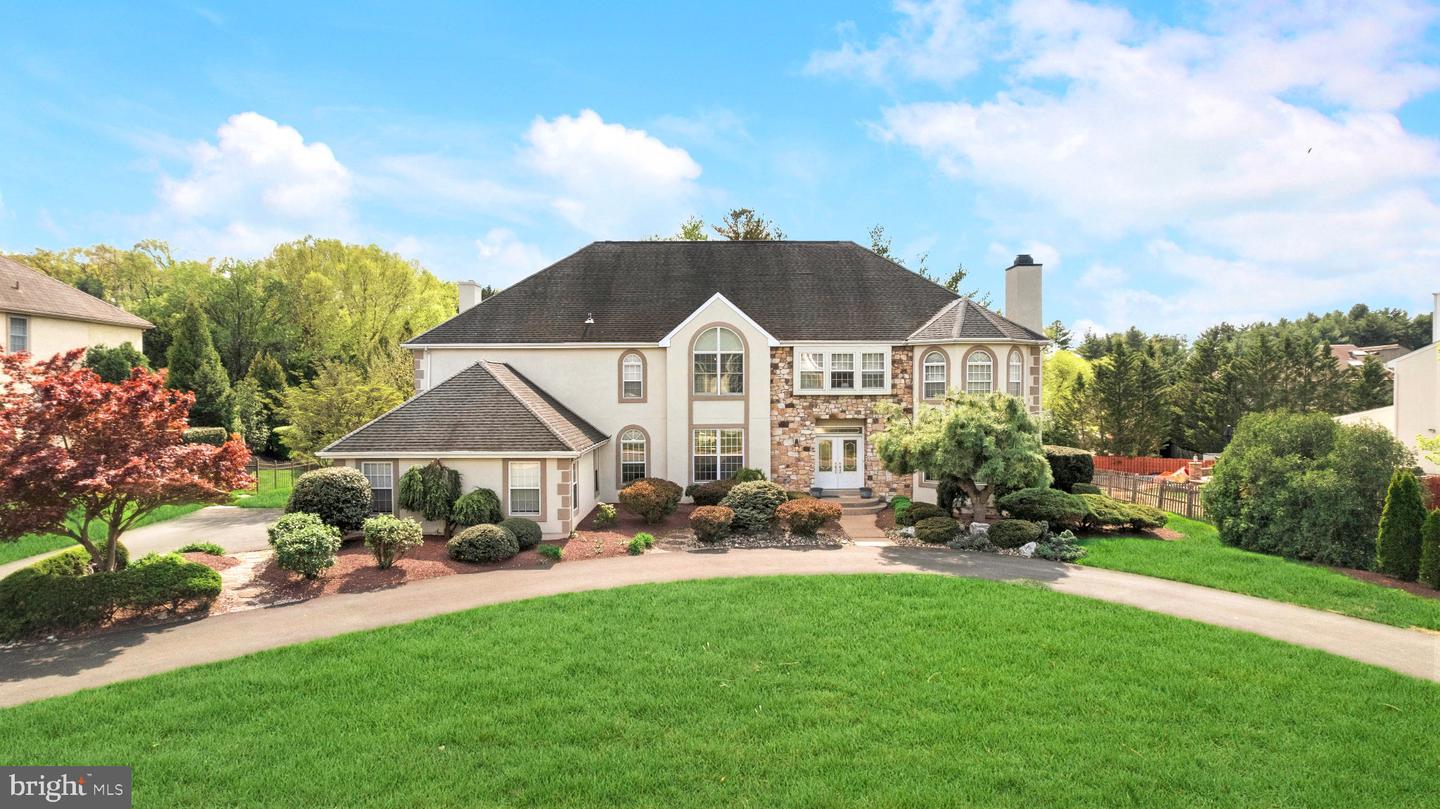 672 KORISA DR