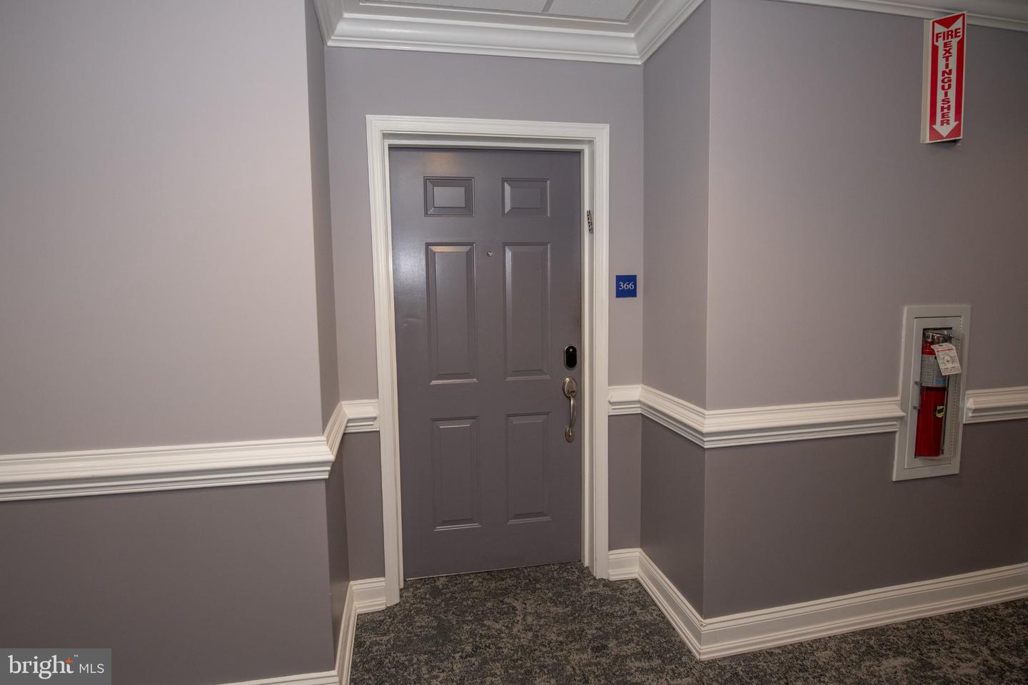 366 Carson Ter Property Photo 2
