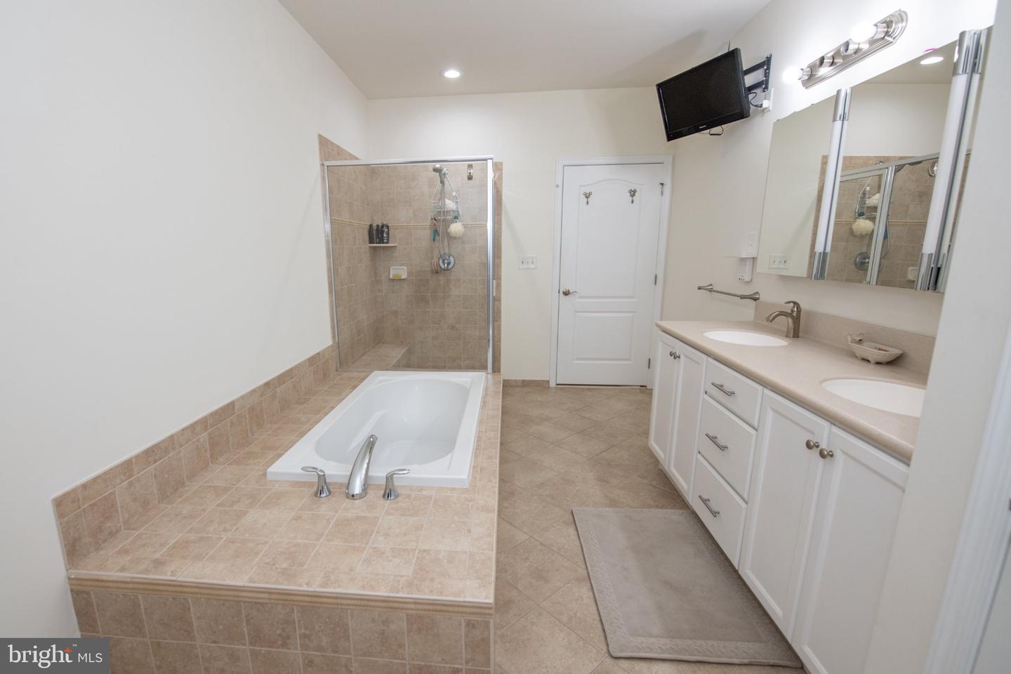 366 Carson Ter Property Photo 20