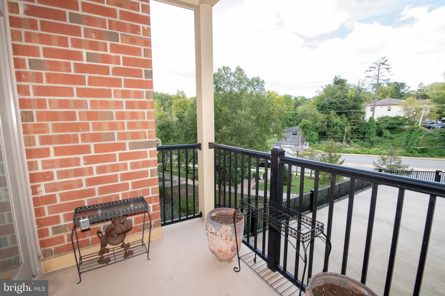 366 Carson Ter Property Photo 26