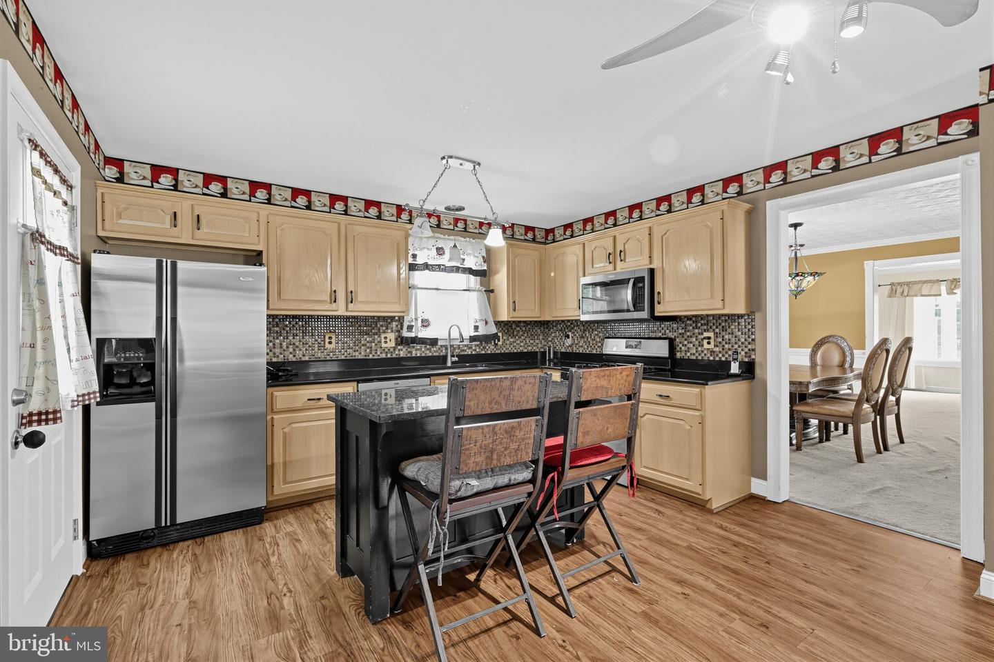 240 Park Ave Property Photo 15
