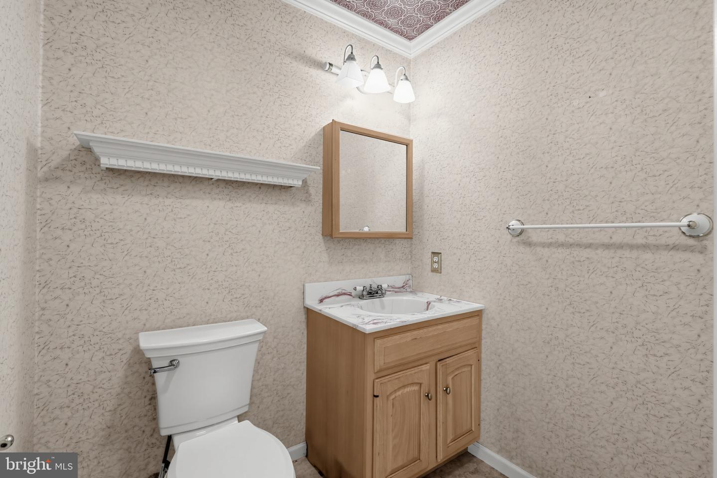 240 Park Ave Property Photo 26