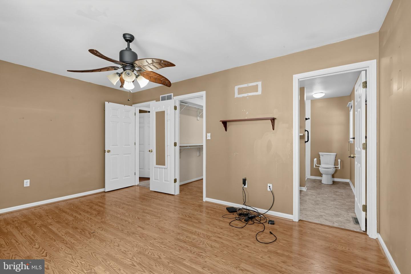 240 Park Ave Property Photo 29