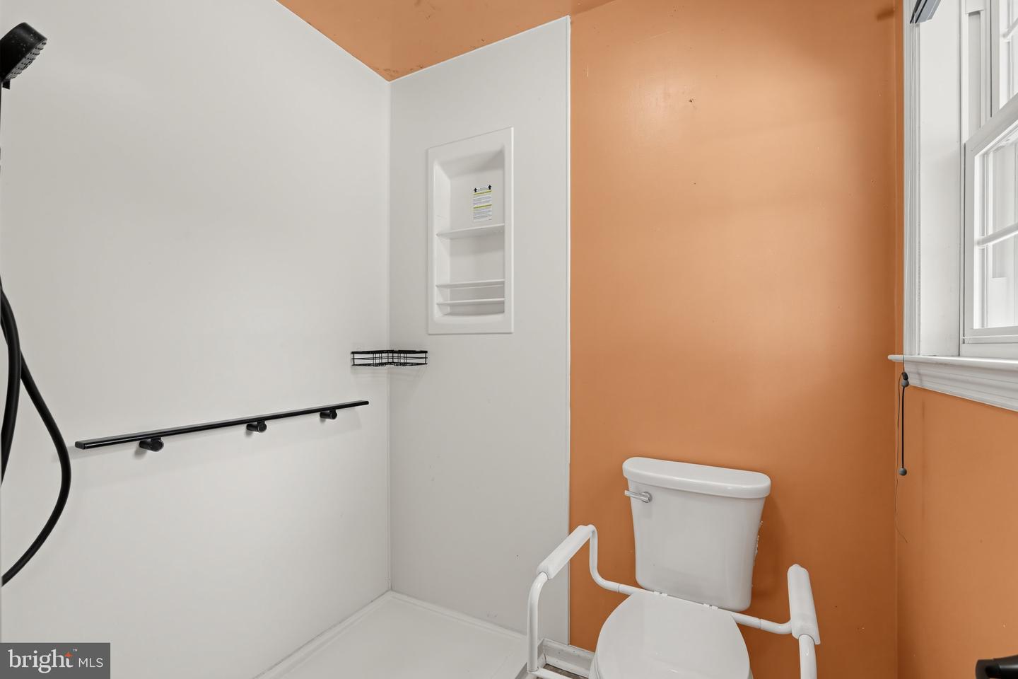 240 Park Ave Property Photo 33