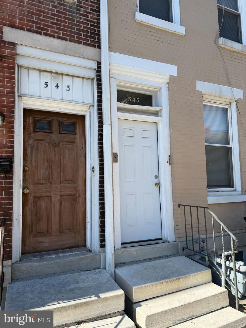 545 Cherry St Property Photo 2