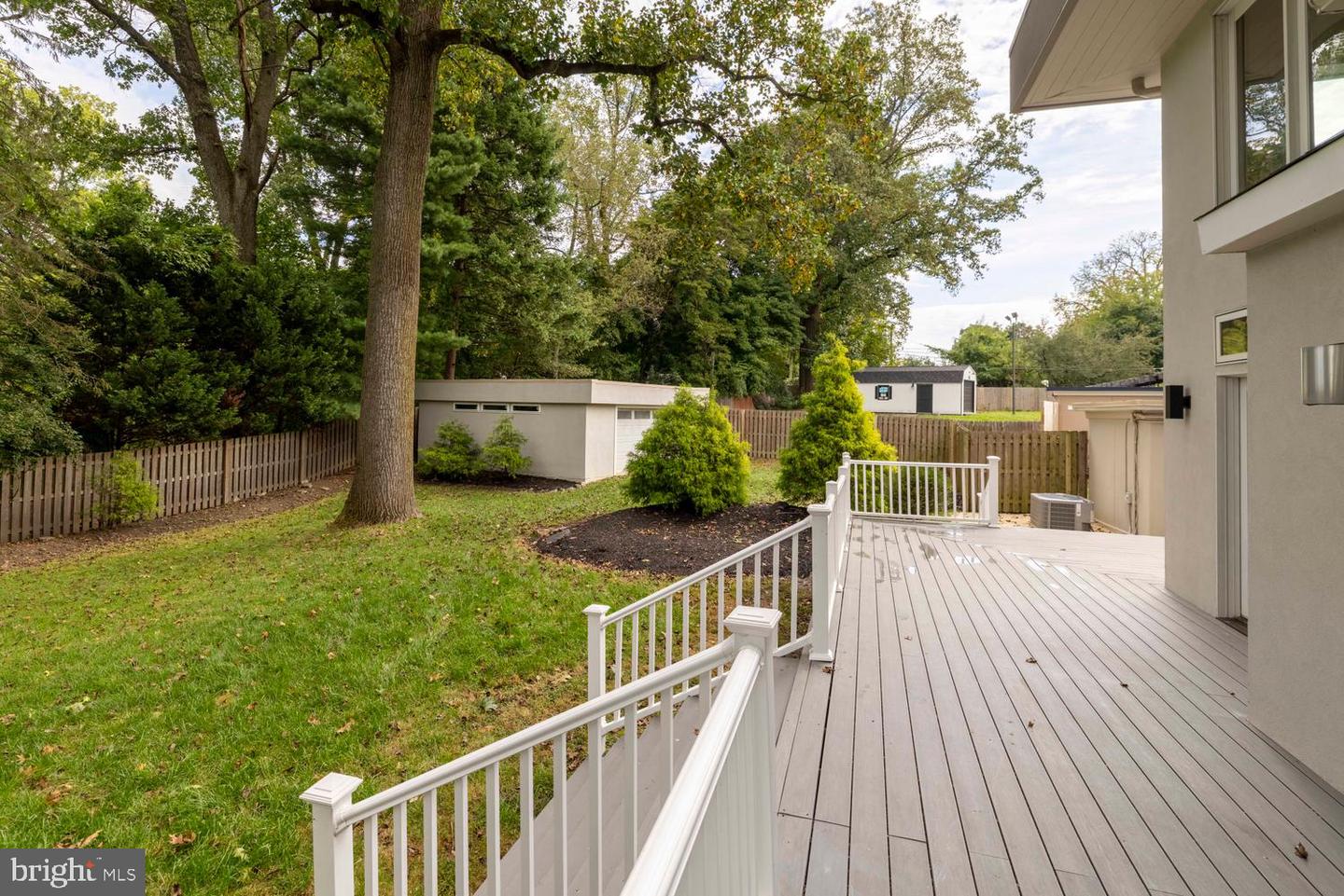 8107 Gladstone Rd Property Photo 13
