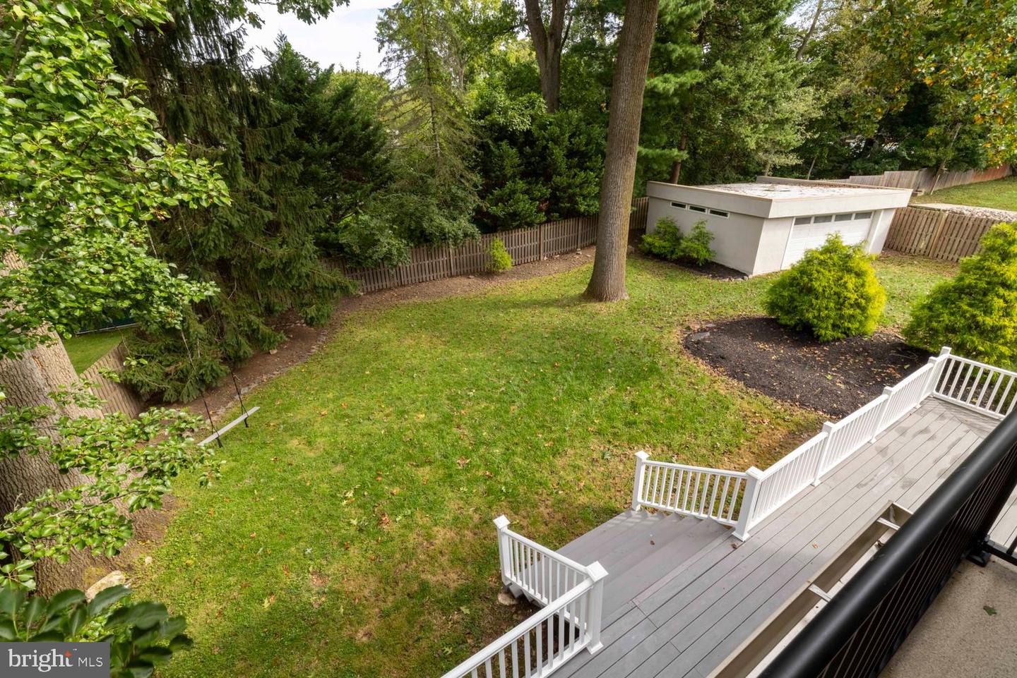 8107 Gladstone Rd Property Photo 14