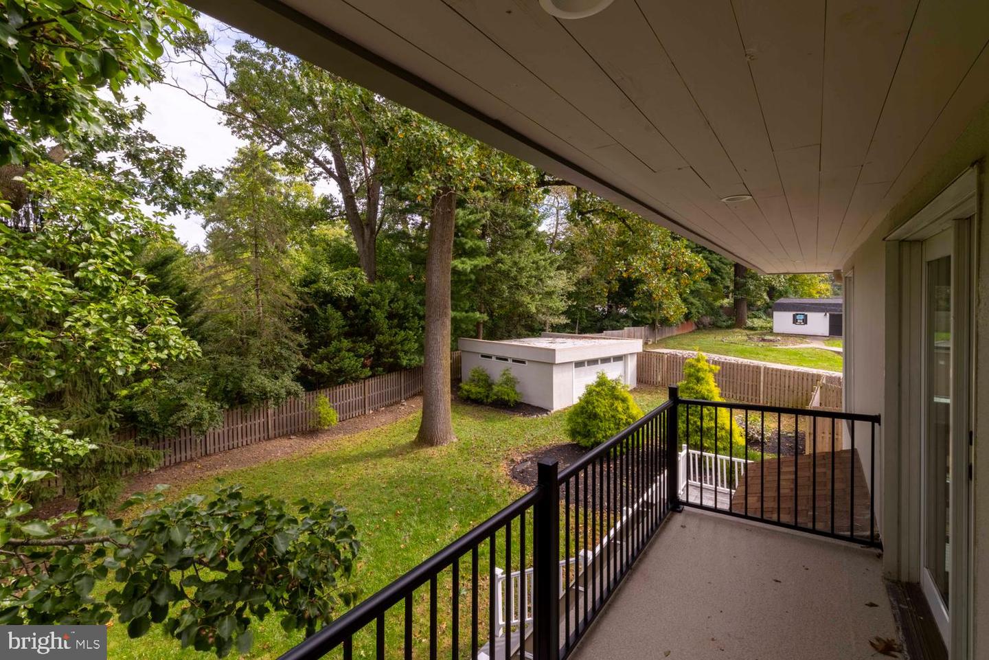 8107 Gladstone Rd Property Photo 38