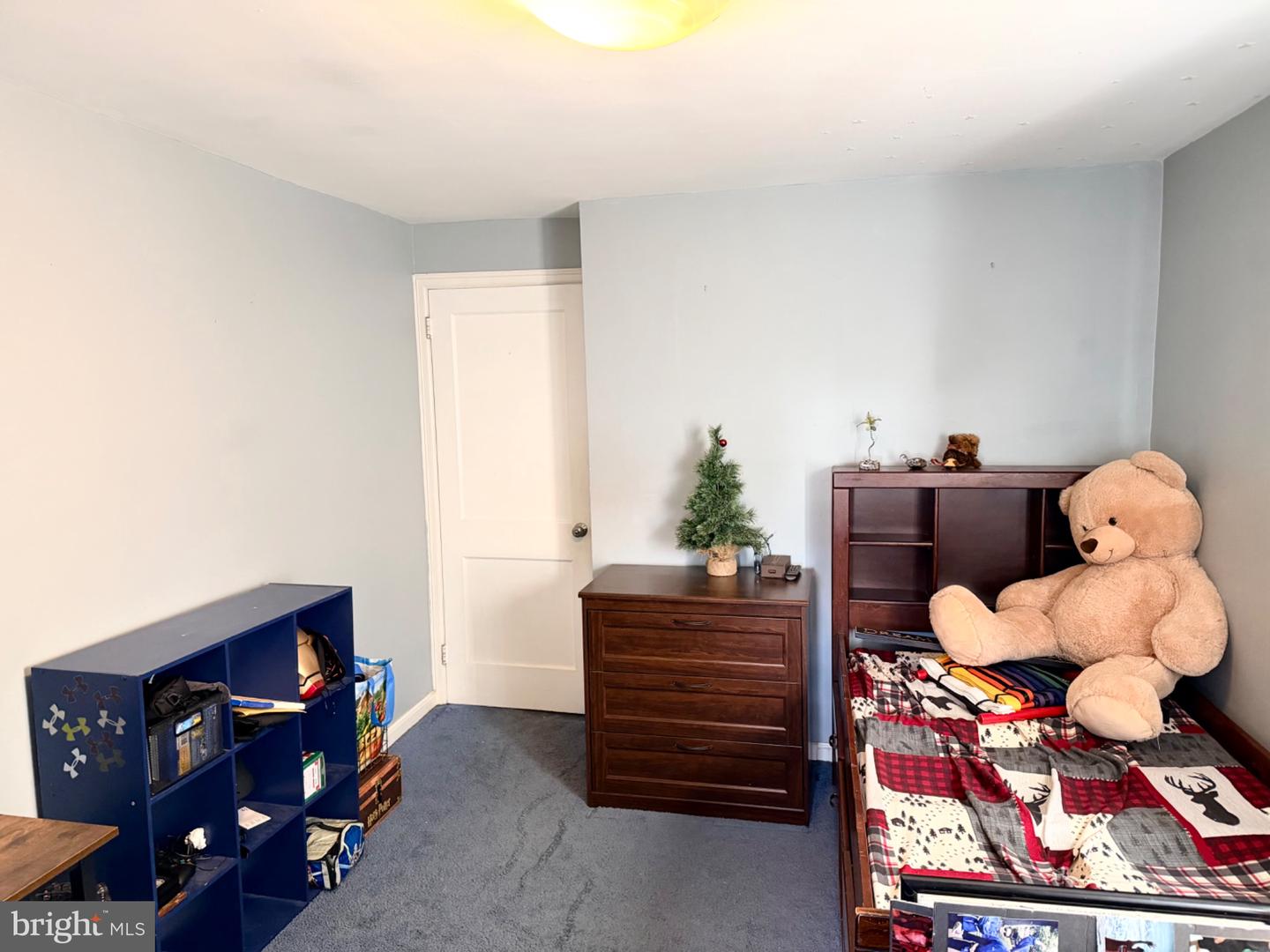 1051 Birch St # Property Photo 24