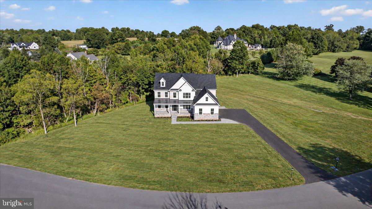 1120 Wanda Lane Property Photo 4