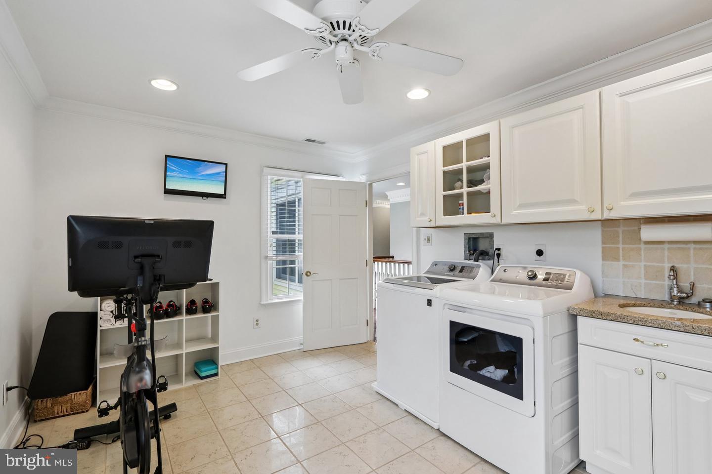 209 E Welsh Rd Property Photo 53