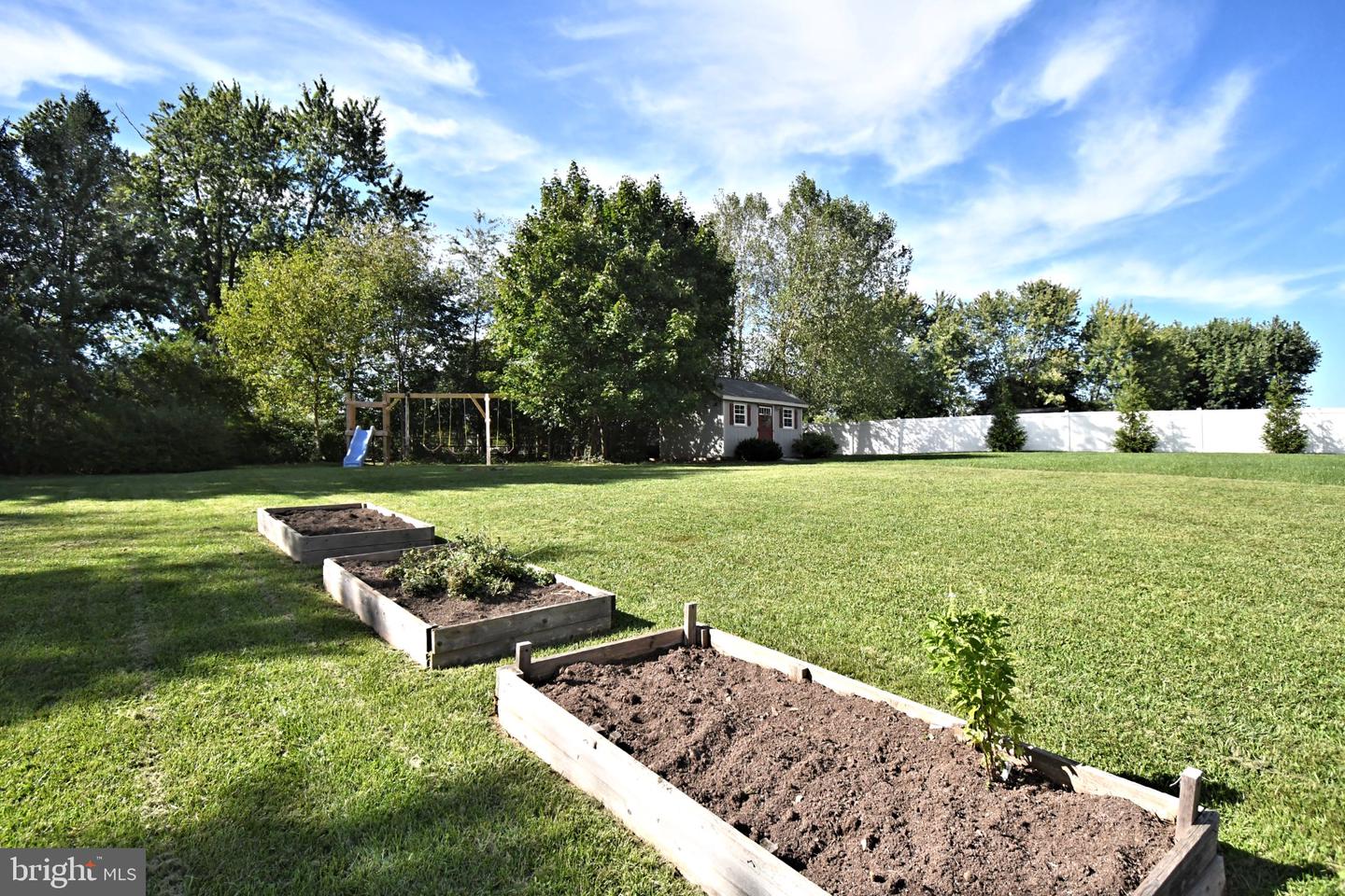 117 Meadowland Dr Property Photo 3