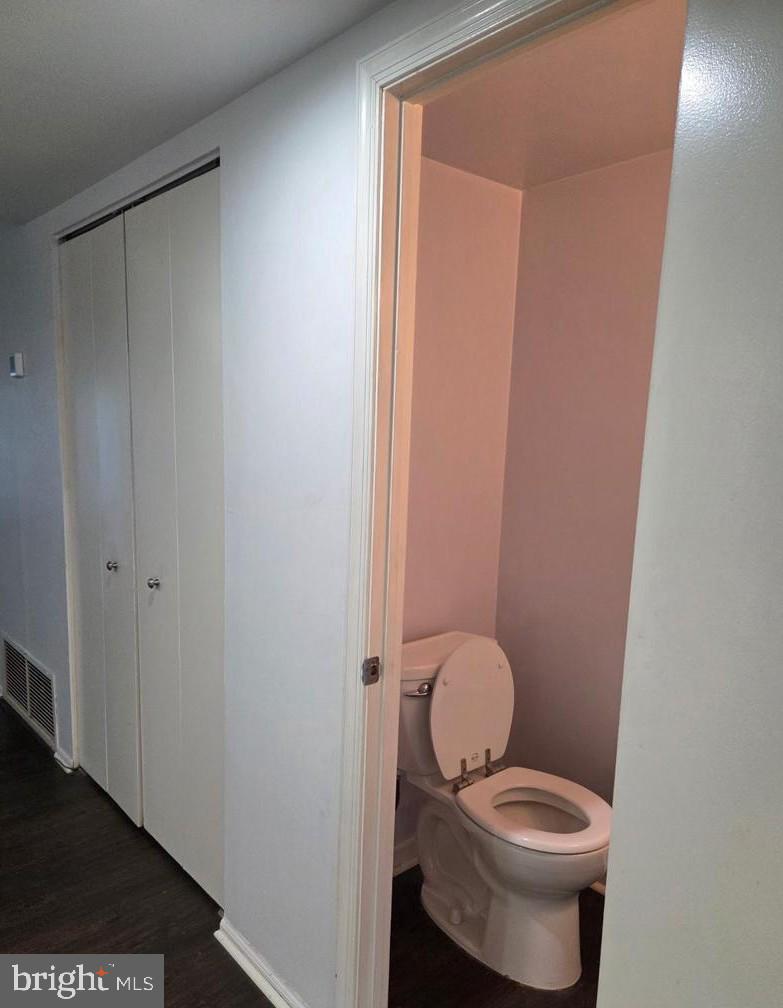 805 Stonybrook Dr #805 Property Photo 3
