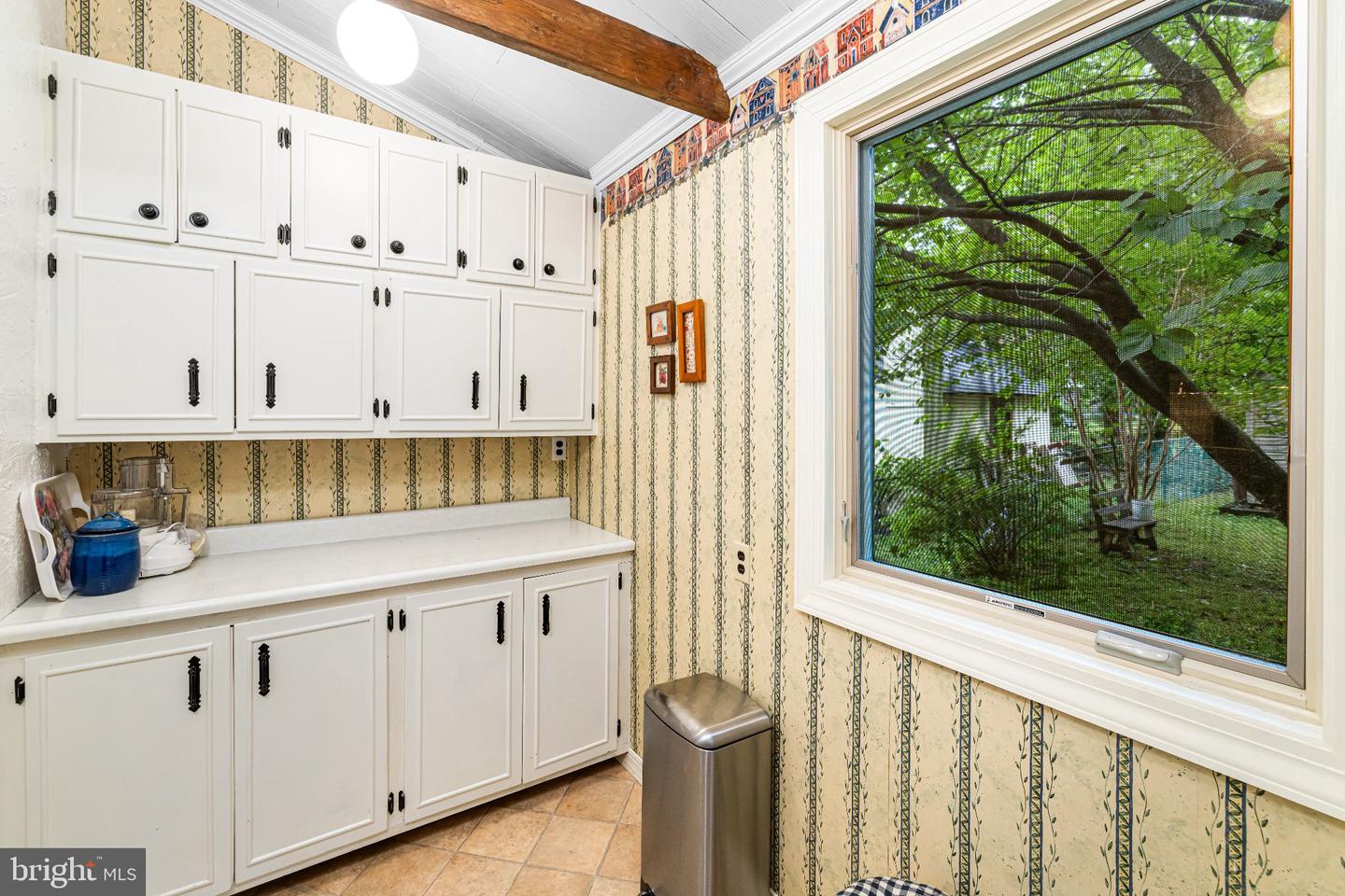 223 Cliveden Ave Property Photo 18