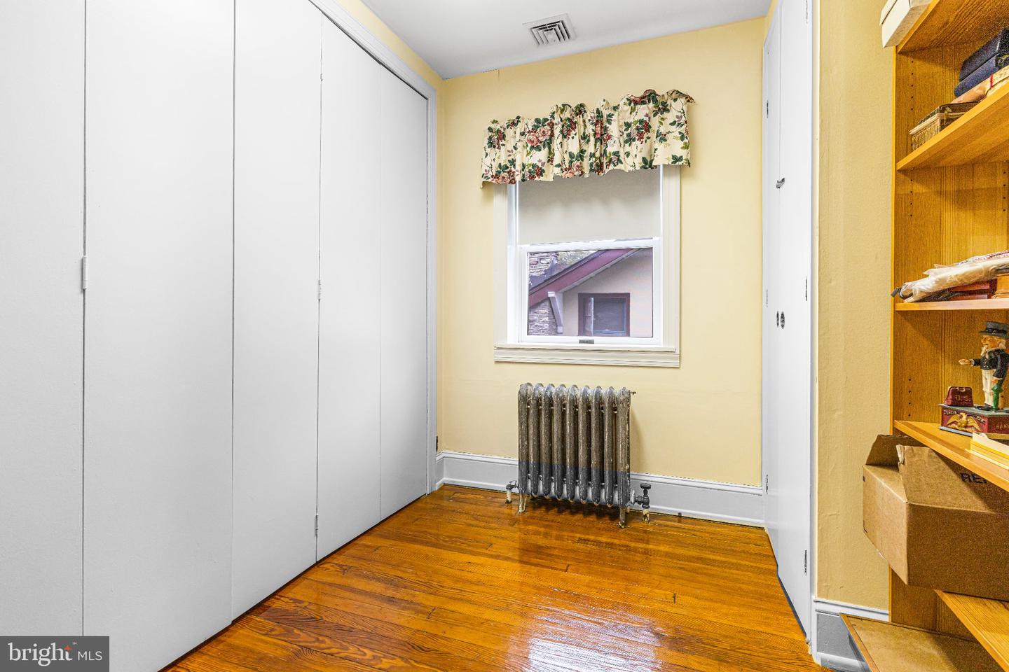 223 Cliveden Ave Property Photo 34