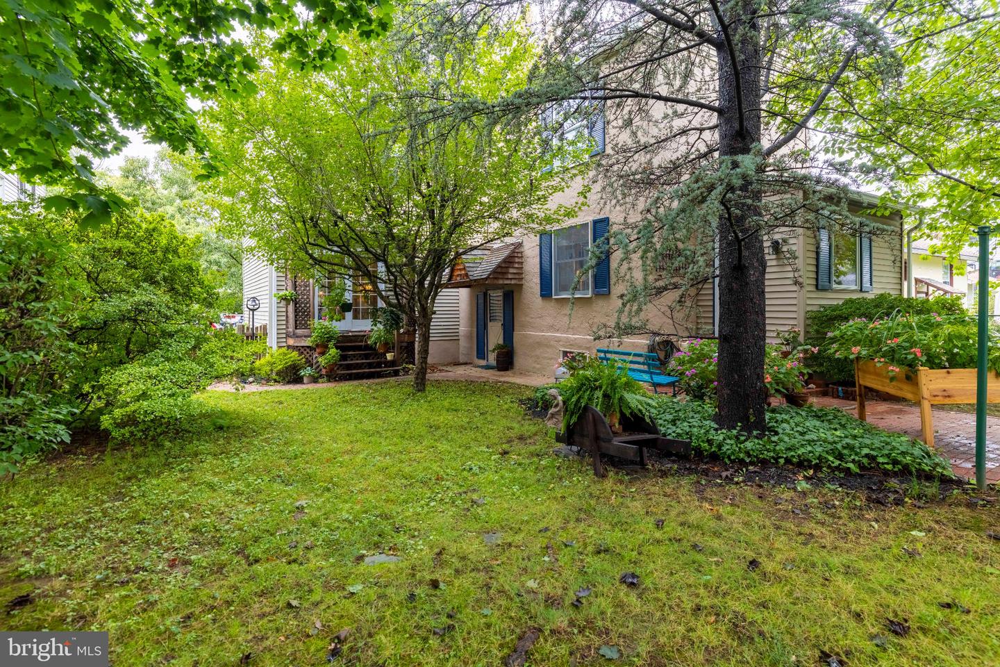 223 Cliveden Ave Property Photo 40