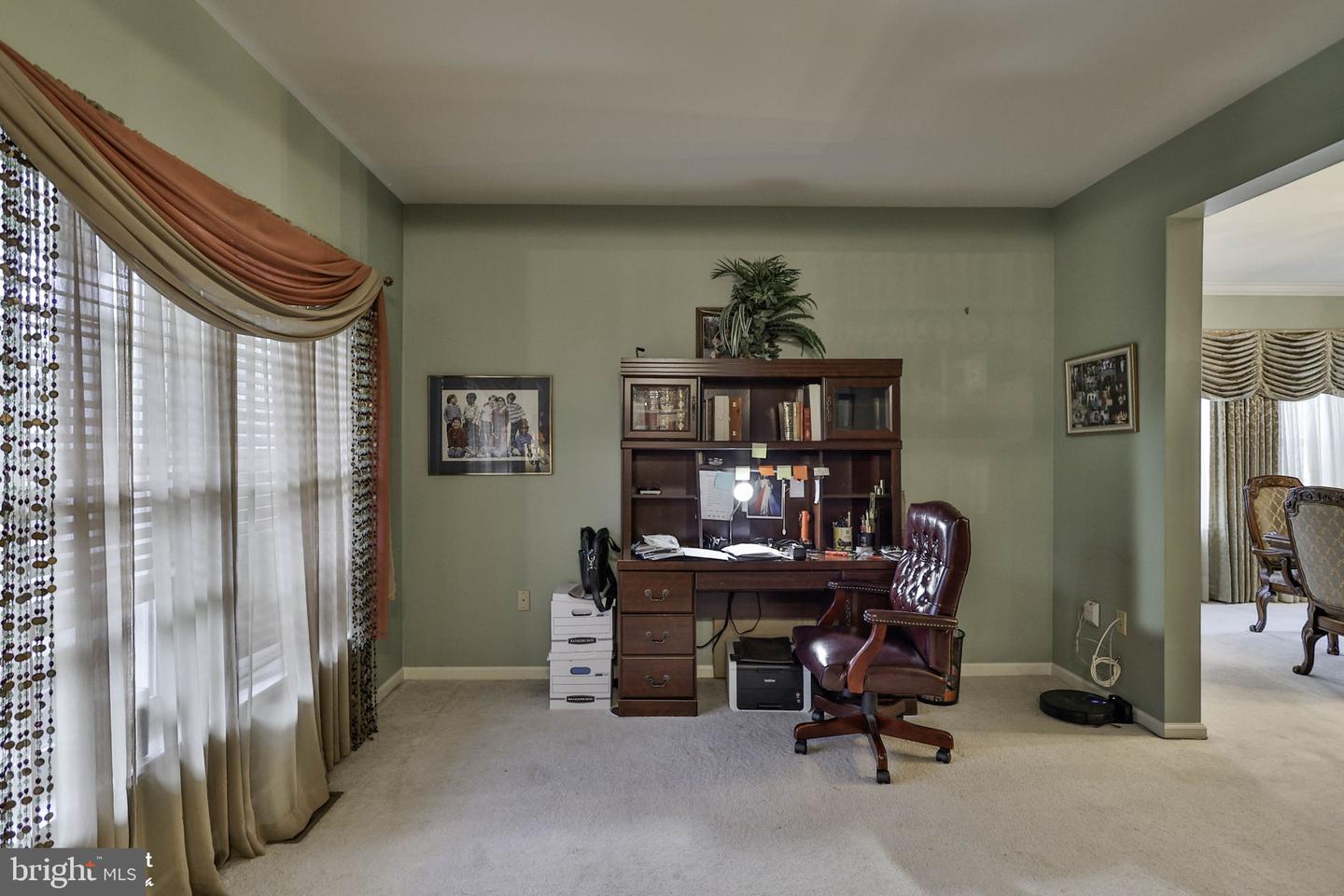 1327 Wheatland Ave Property Photo 11