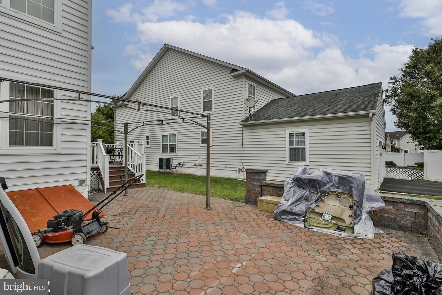 1327 Wheatland Ave Property Photo 71
