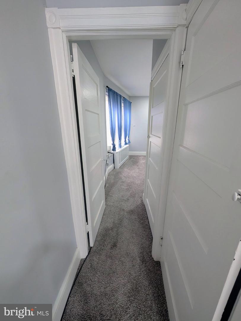 211 Chain St Property Photo 29
