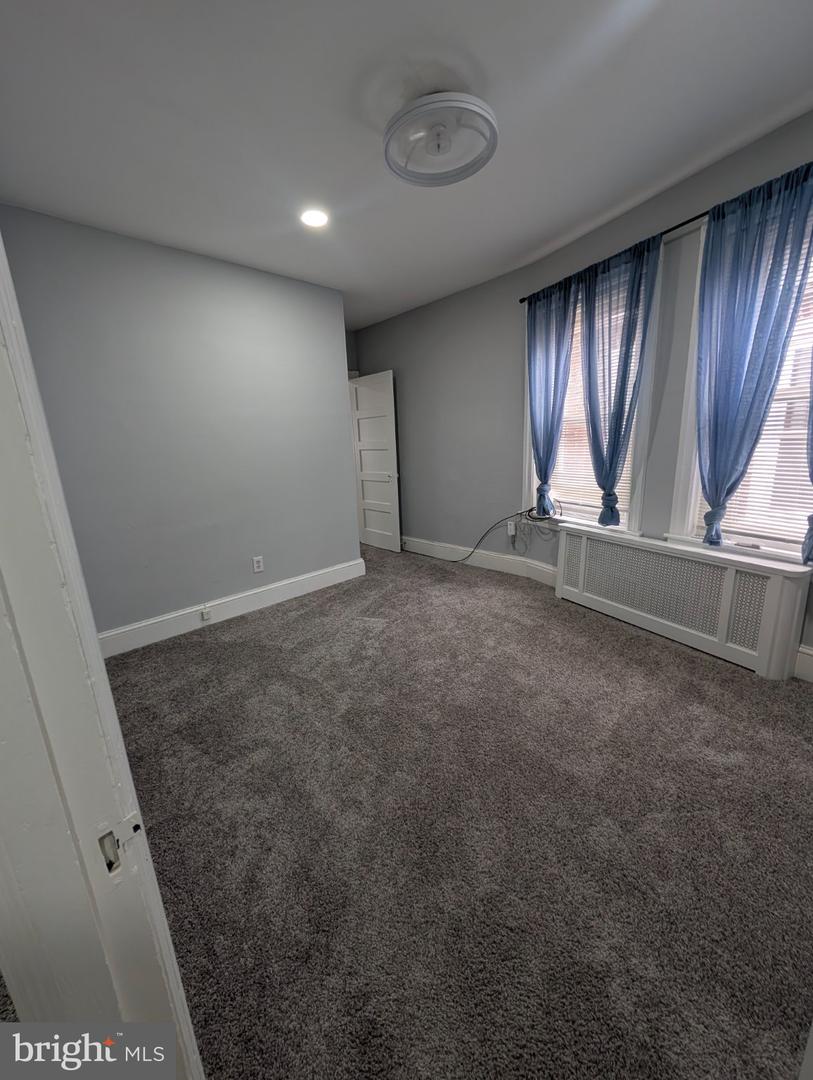 211 Chain St Property Photo 37