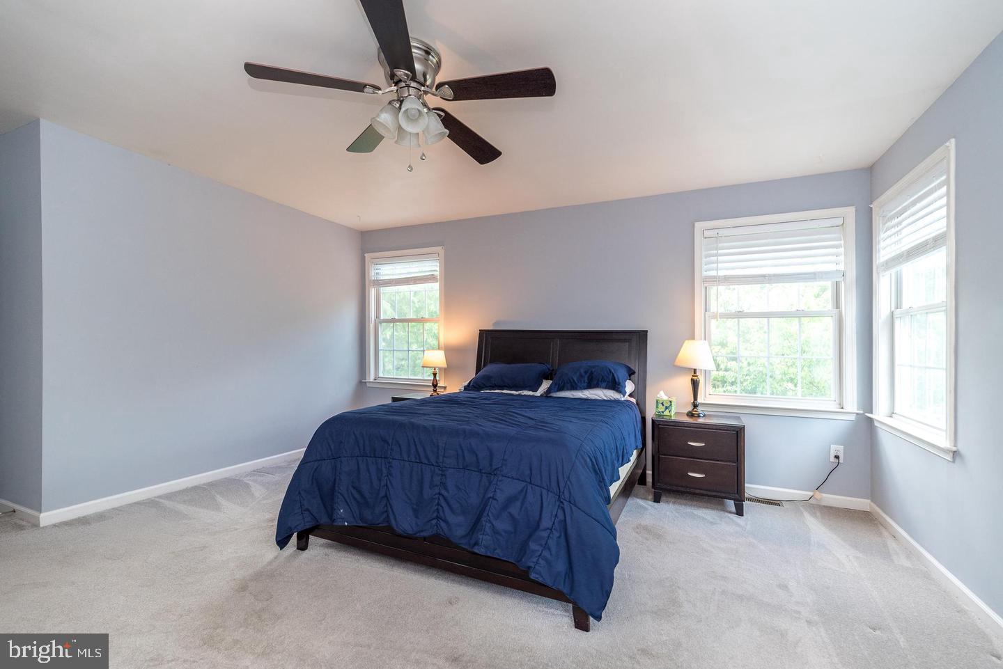 101 Oxford Ct #143 Property Photo 16