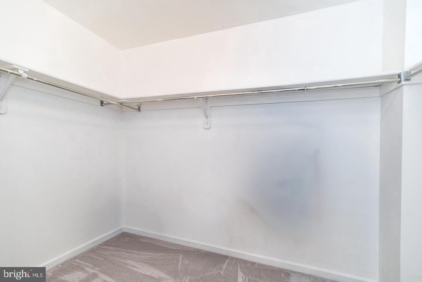 101 Oxford Ct #143 Property Photo 17