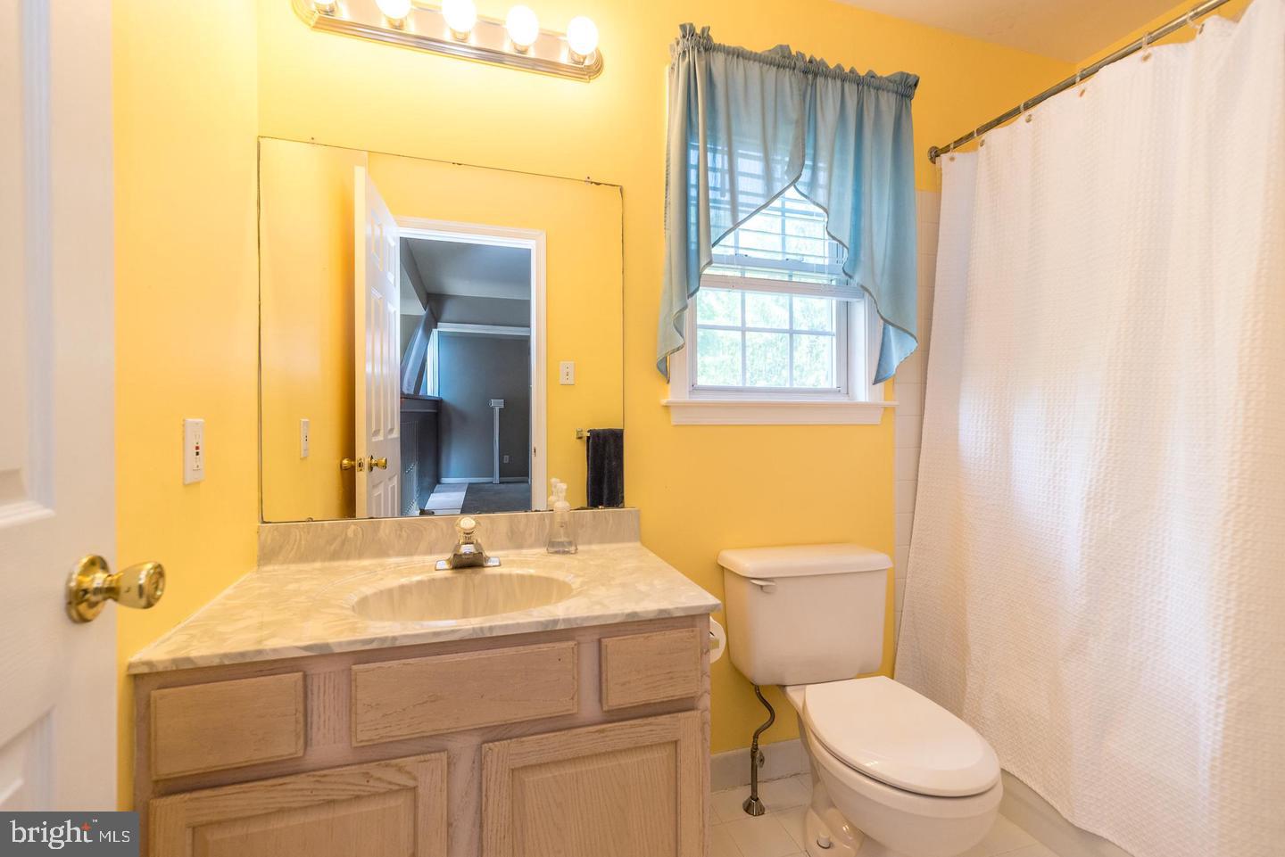 101 Oxford Ct #143 Property Photo 24