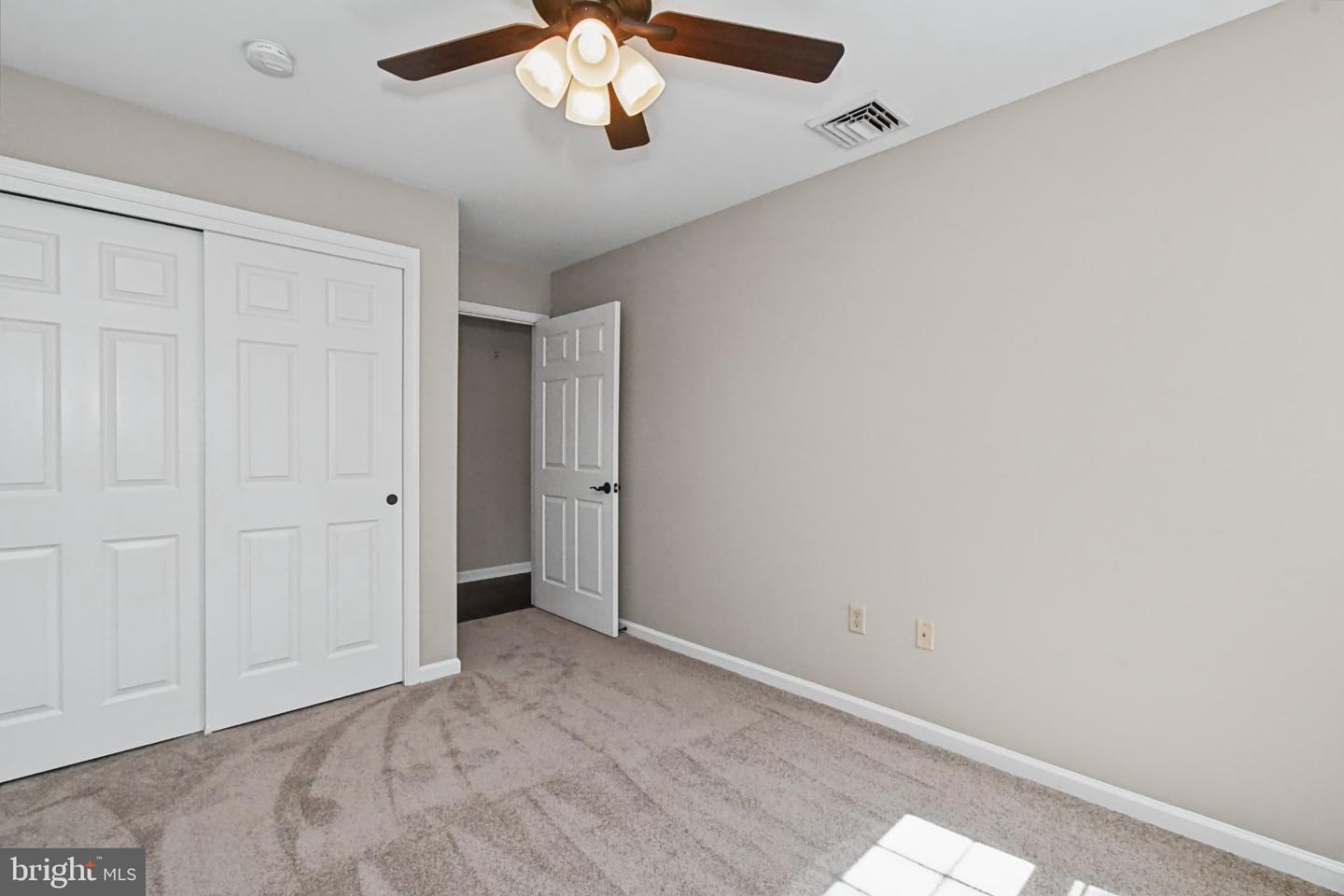 2461 E High St #cre Property Photo 15
