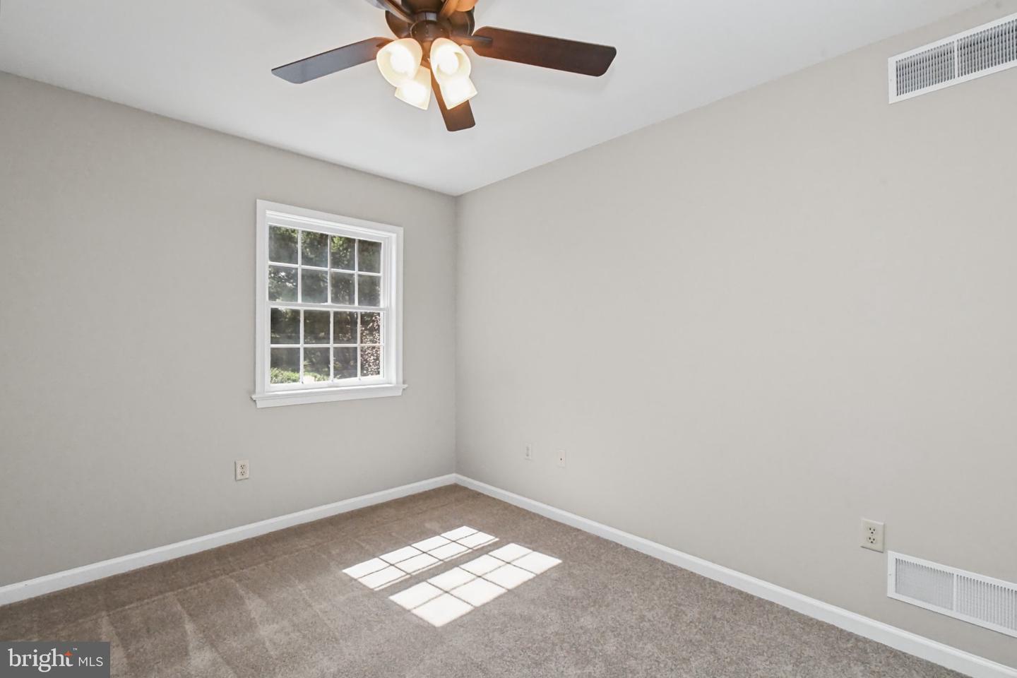 2461 E High St #cre Property Photo 17