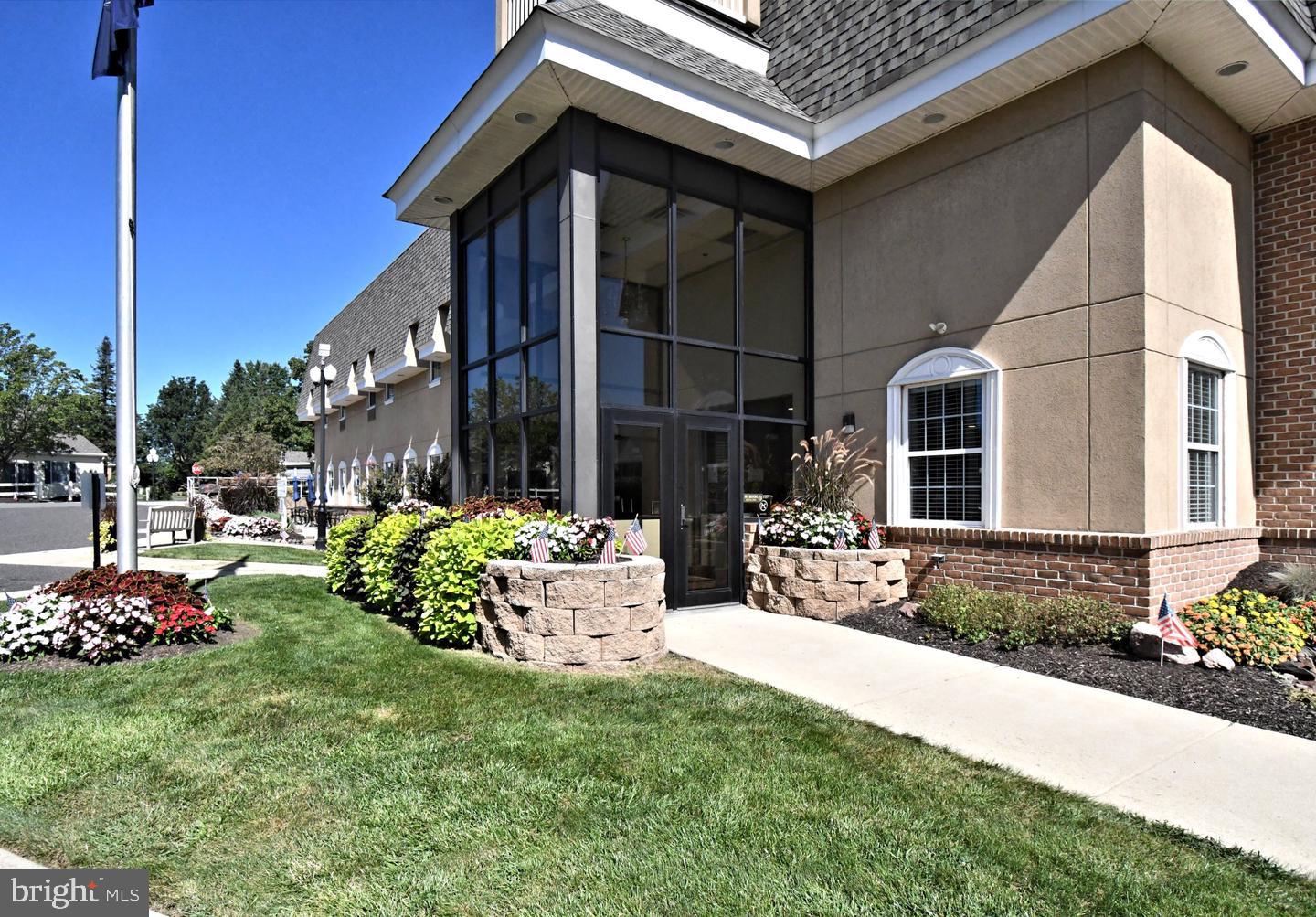 2461 E High St #cre Property Photo 30