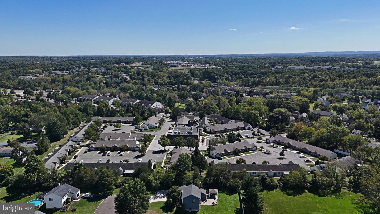2461 E High St #cre Property Photo 33