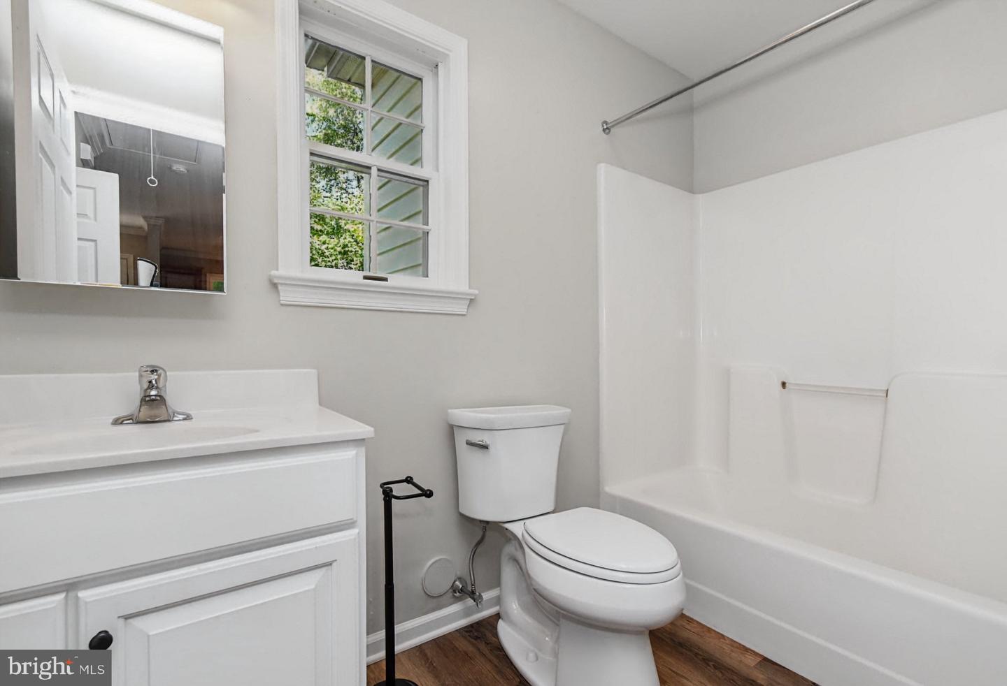 2461 E High St #hi Property Photo 16