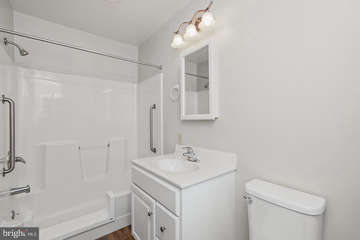 2461 E High St #hii Property Photo 21