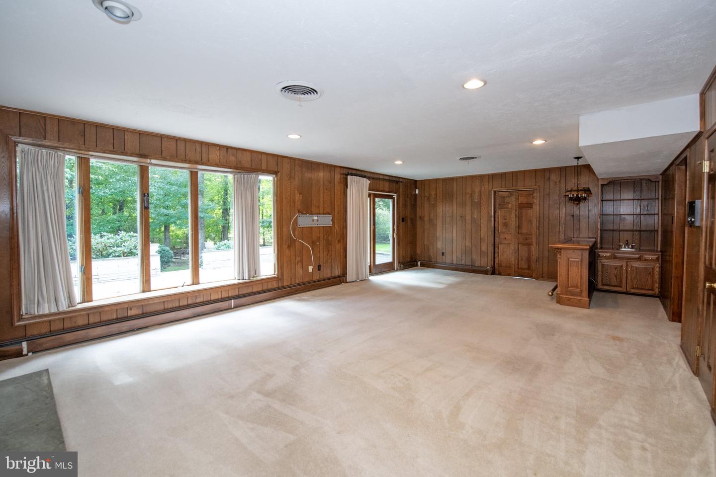 1611 Benjamin Dr Property Photo 25