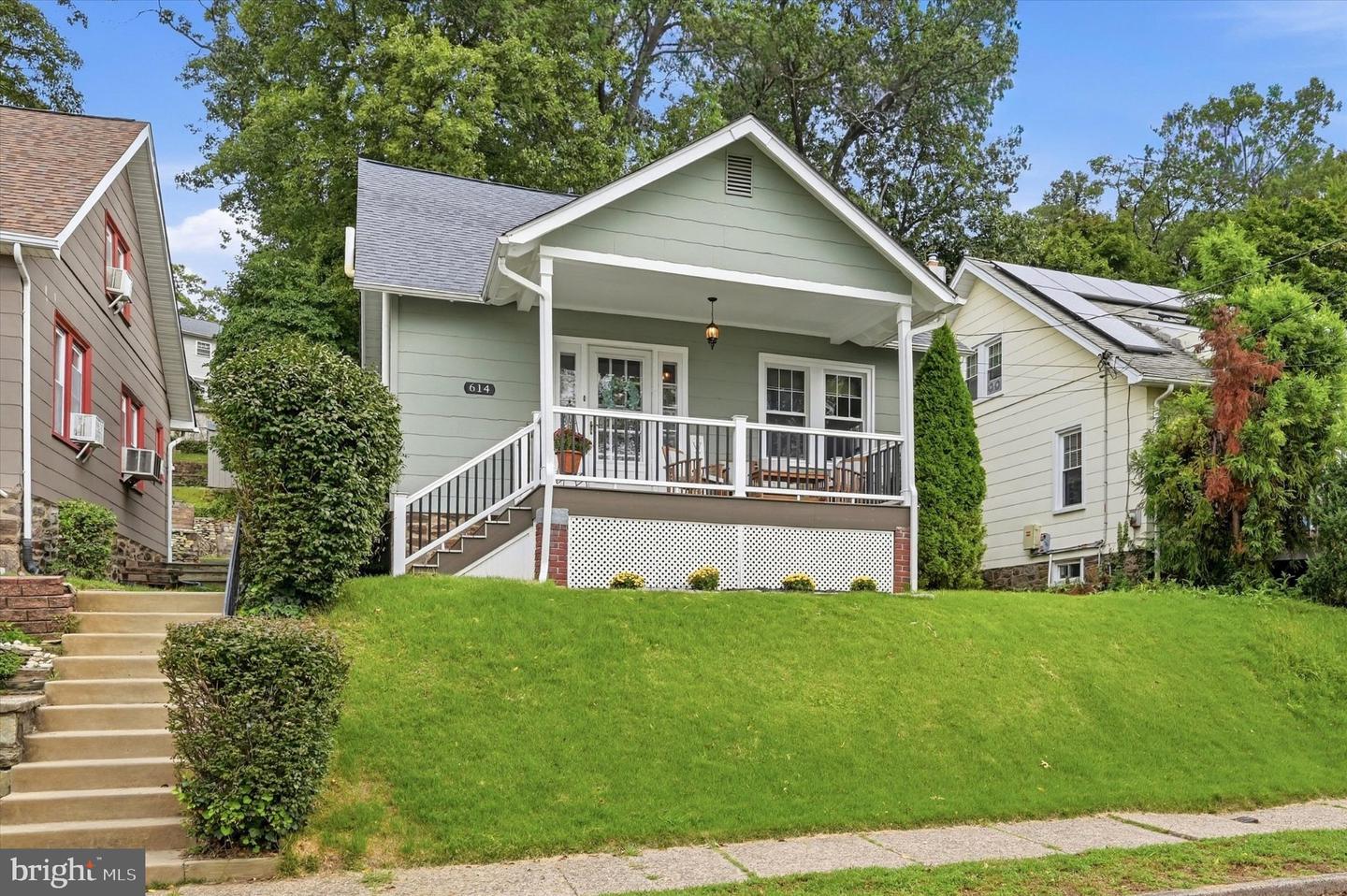 614 Roberts Ave # Property Photo 1